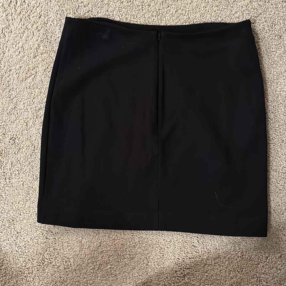 Black Basic Skirt Size 4 Express - image 2